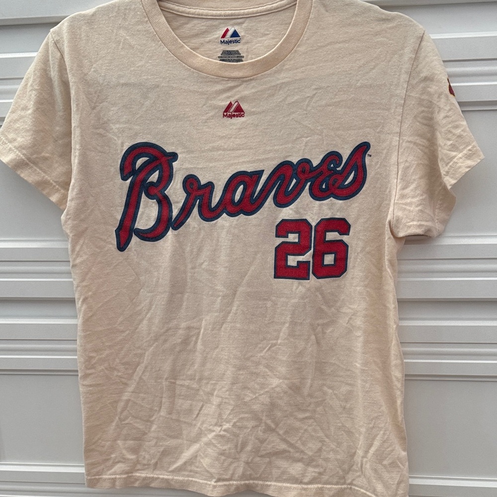 Majestic Cream Braves Baseball Dan Uggla 26 Tee